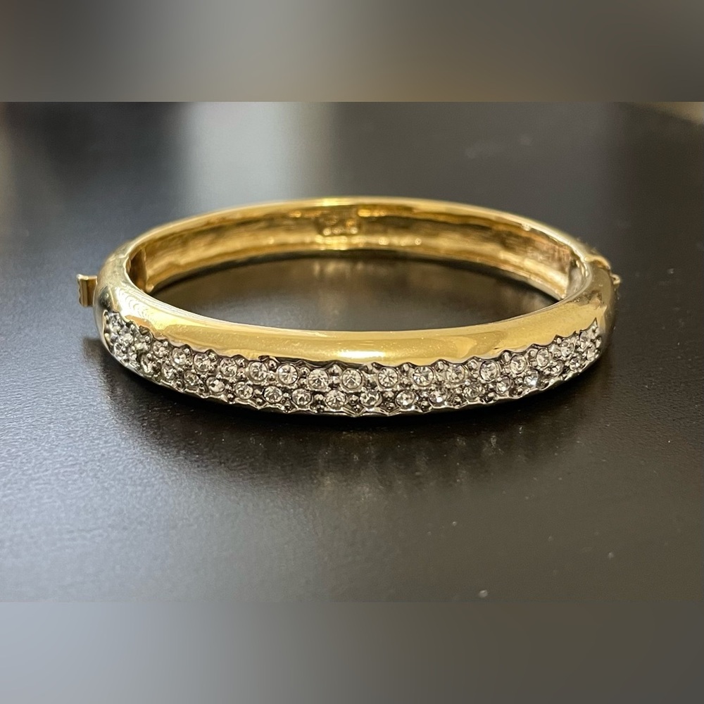 Vintage Butler Crystal Rhinestone Hinged Bangle Bracelet